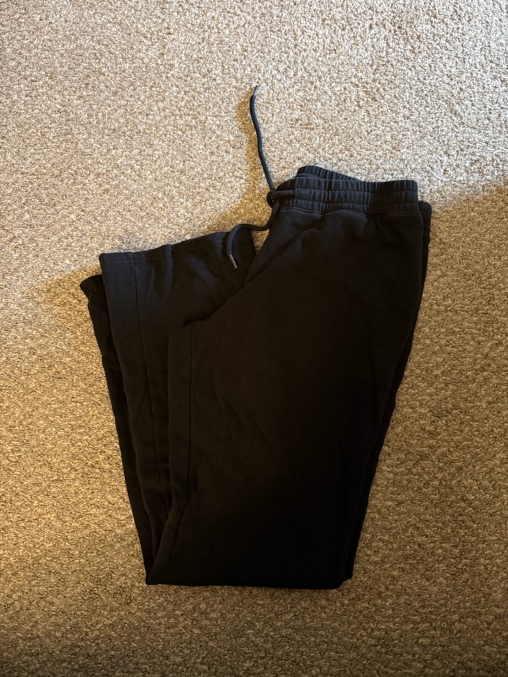 Hollister Black Mid-Rise Sweat Pants